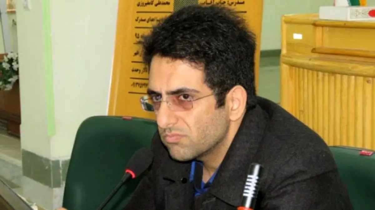 محمدعلی کامفیروزی بدون طی تشریفات قانونی بازداشت شده/ علت بازداشت مشخص نیست