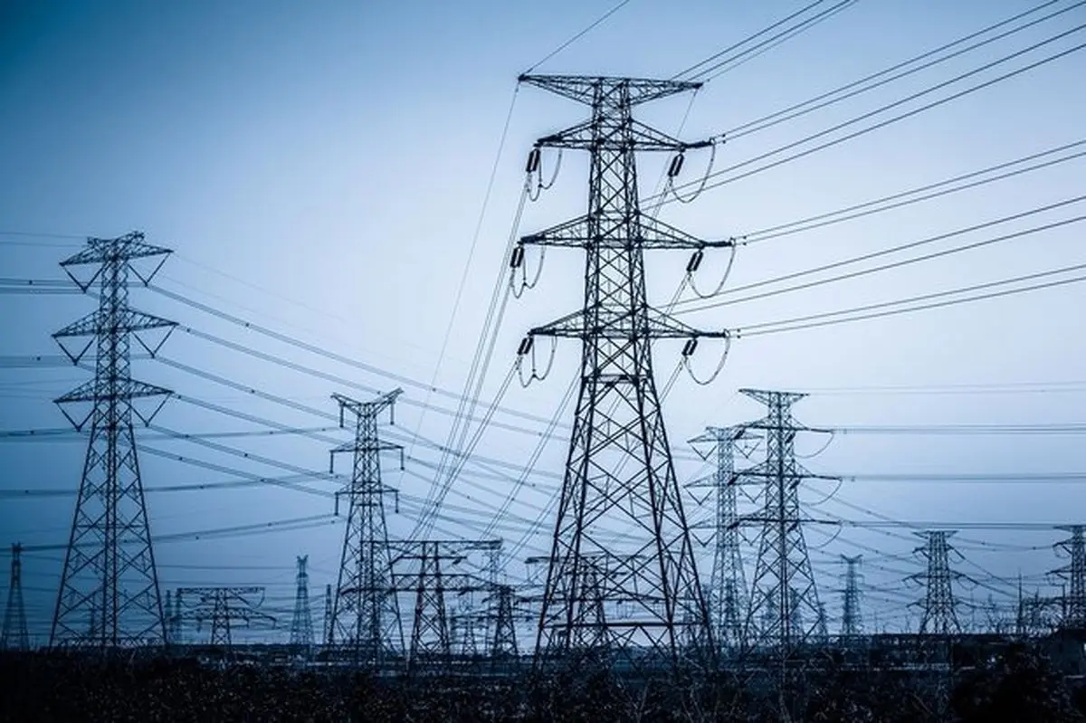 آسمان و ریسمان دولت برای اجرای ناگهانی یک تصمیم سخت؛ افزایش قیمت برق در راه است