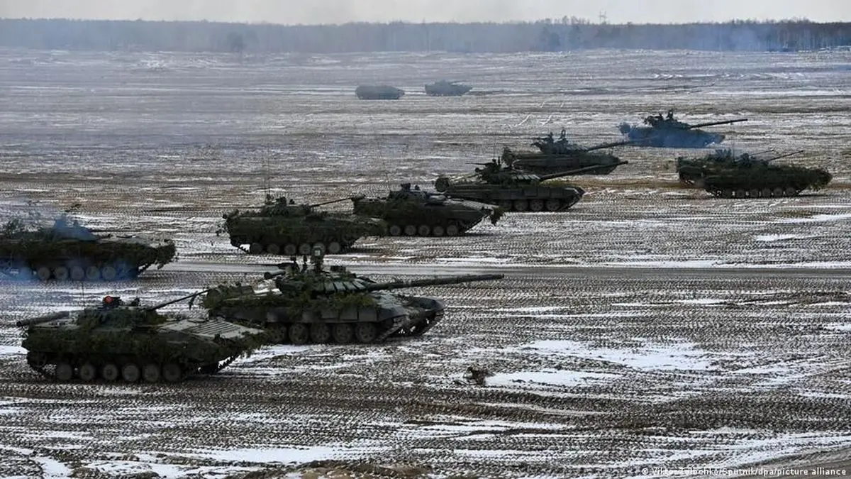تانک‌های روسی به اوکراین رسیدند+ ویدئو