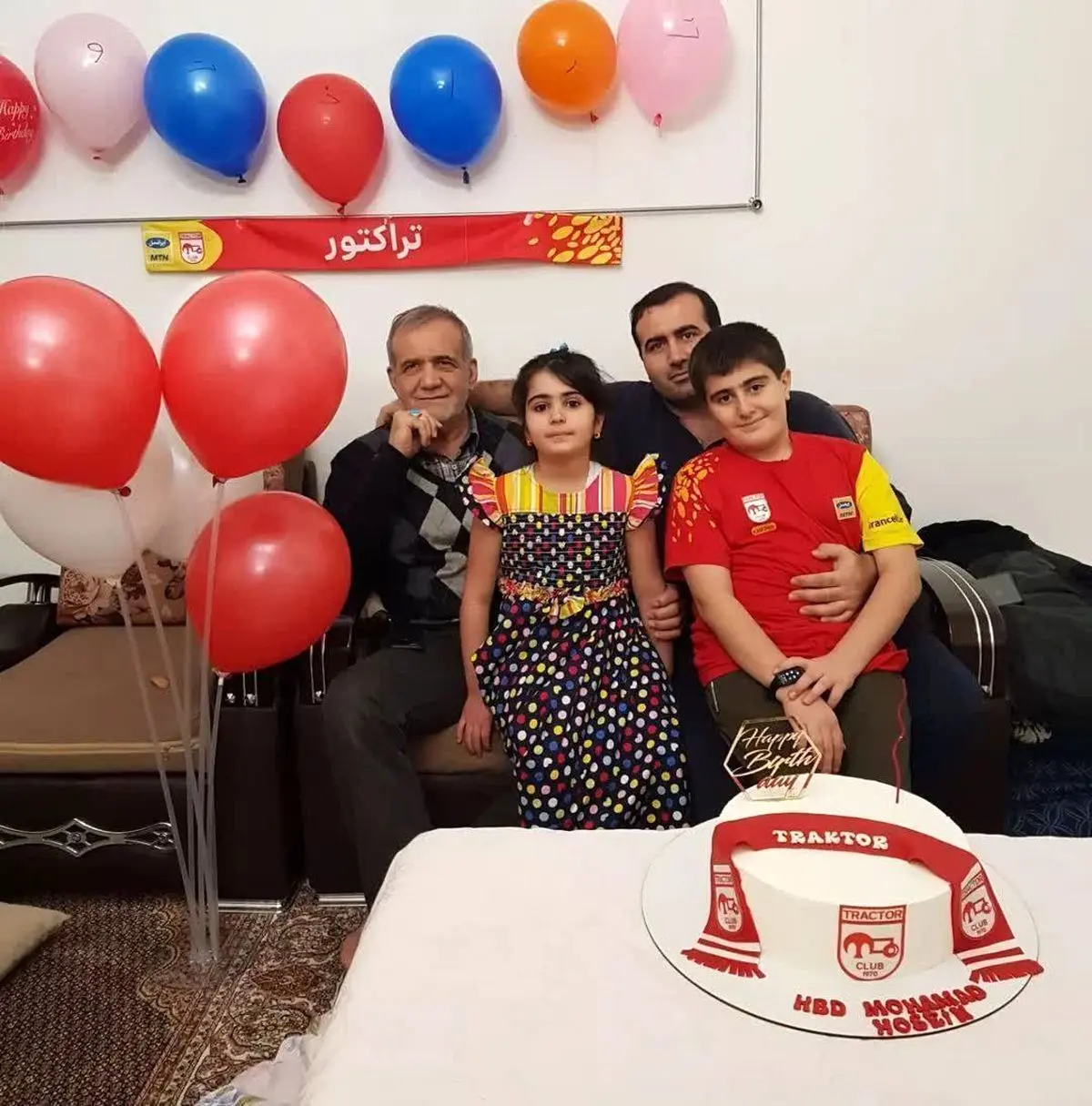 مسعود پزشکیان تراکتور را قهرمان کرد؟