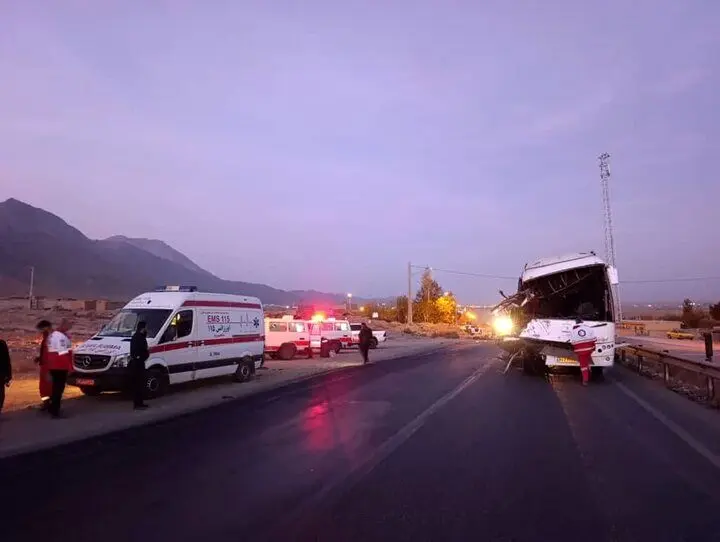 حادثه تلخ در میاندوآب؛ پنج قربانی در تصادف و حریق دو خودرو