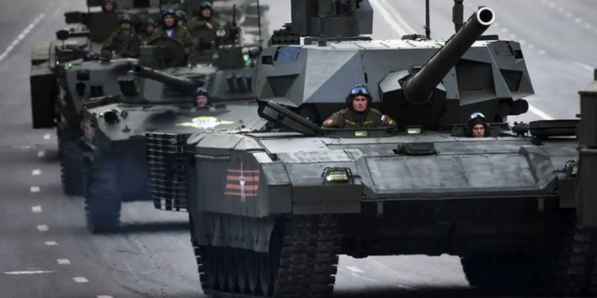 غرب تانک‌های ساخت شوروری را در اخیار اوکراین می‌گذارد