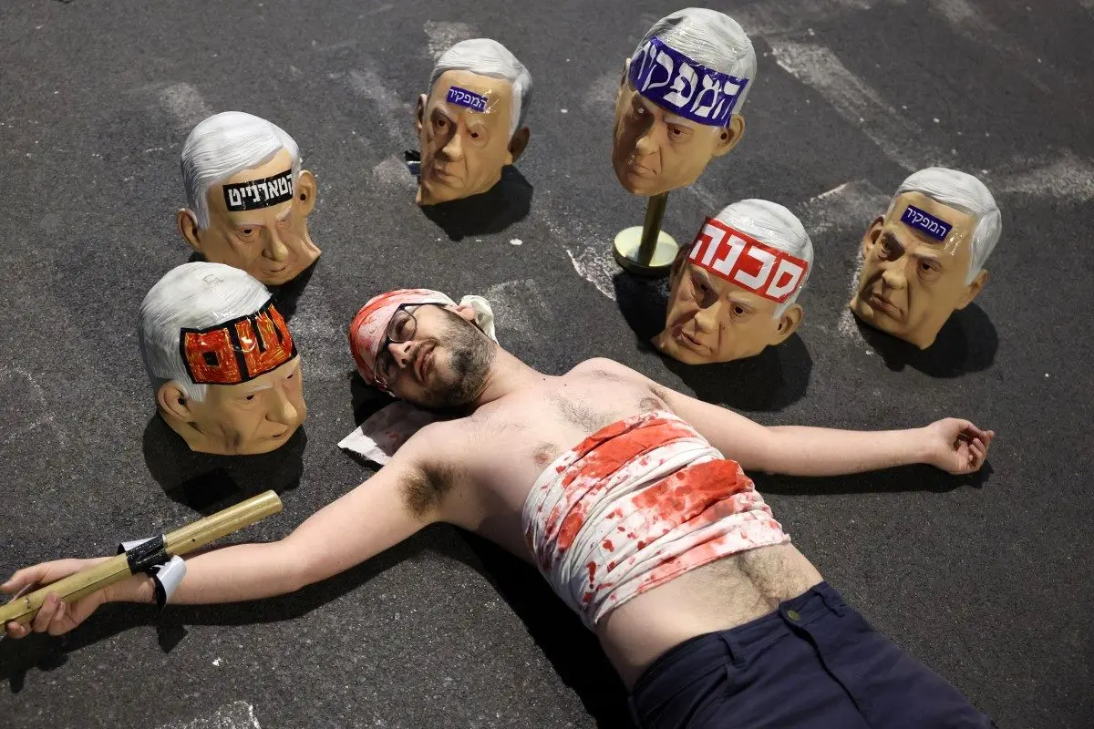 معترضان اسرائیلی در خیابان‌های تل‌آویو خواستار سر بریده نتانیاهو شدند