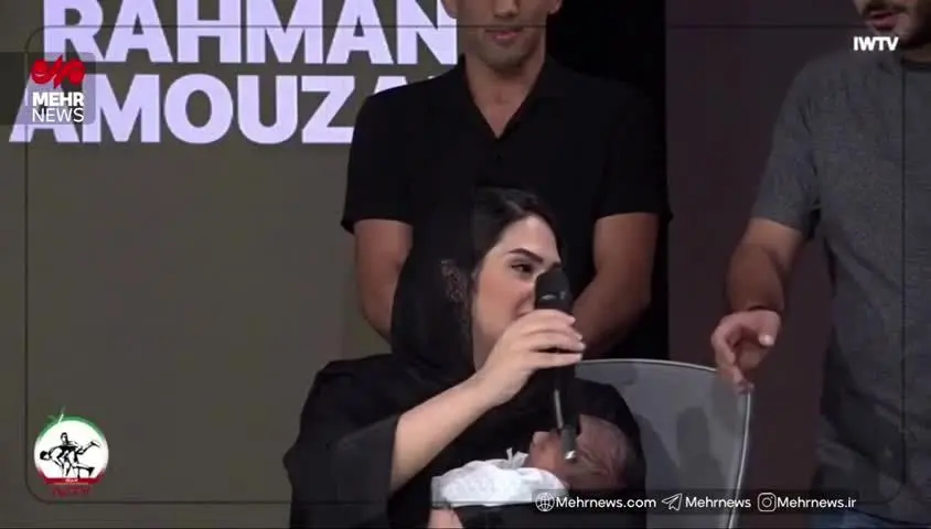 ببینید| پیام احساسی همسر رحمان عموزاد همراه با نوزادشان بعد از قهرمانی 