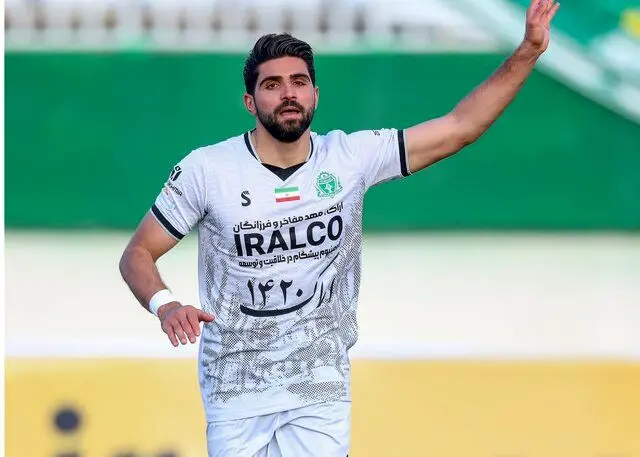 اتفاق عجیب در فوتبال ایران؛ رد پای عضو هیات رئیسه فدراسیون در جنجال نقل‌وانتقالاتی