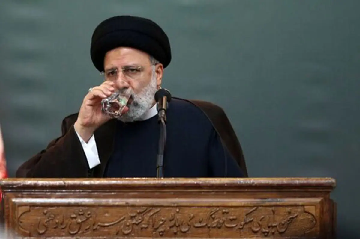 روایت احمدی‌نژادی رئیسی از تمایل کشورها برای ارتباط با ایران