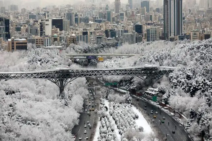 وزش،بارش،باد،ابري،باران