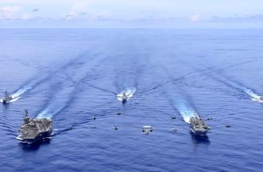 آمریکا یک هدف دریایی در اقیانوس آرام را منهدم کرد