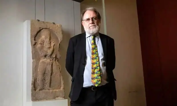 کشف و توقیف سنگ‌نگاره دو هزار ساله متعلق به دوران ساسانی در فرودگاه لندن