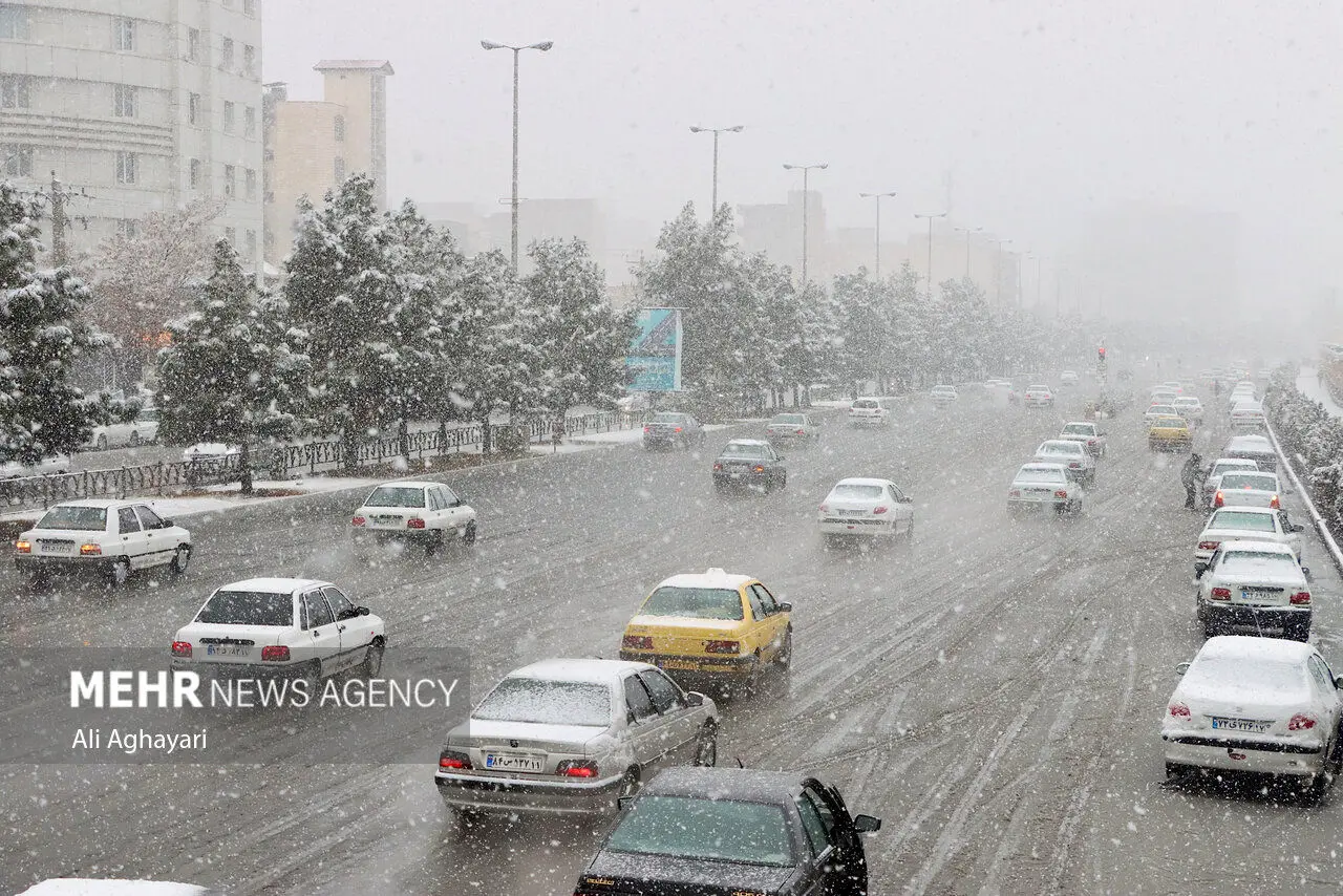 کرایه‌های تاکسی در روزهای برفی و بارانی چقدر می‌شود؟
