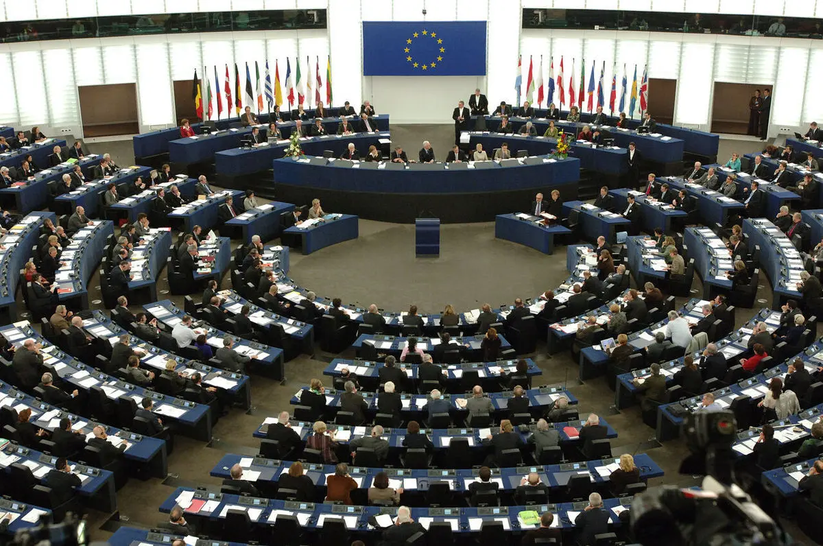 پارلمان اروپا عضویت اوکراین در اتحادیه اروپا را پذیرفت