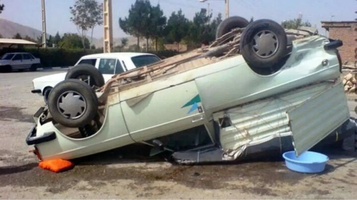 واژگونی وانتبار در جاده خاوران ۹ نفر مصدوم برجای گذاشت