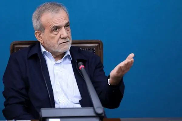 منبع آگاه: پزشکیان در سلامت کامل است