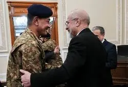 پایان سفر فرمانده ارتش پاکستان به ایران / اسلام آباد: سفر عاصم منیر به ایران بیانگر عزم راسخ ما برای کمک به پایان مناقشه خاورمیانه است