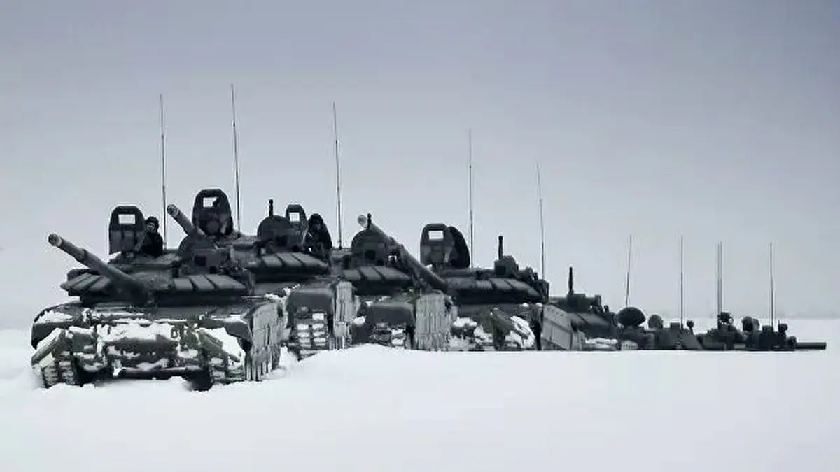 آماده باش نیروهای روس در مناطق غرب و شرق