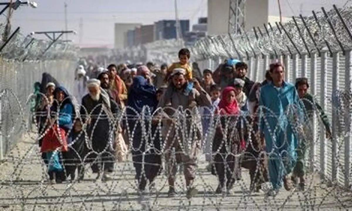 اولین واکنش وزیر کشور به ممنوعیت ورود اتباع افغان به 16 استان کشور