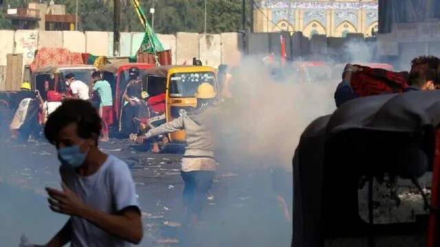 درگیری معترضان و نیروهای امنیتی عراق در ذی قار