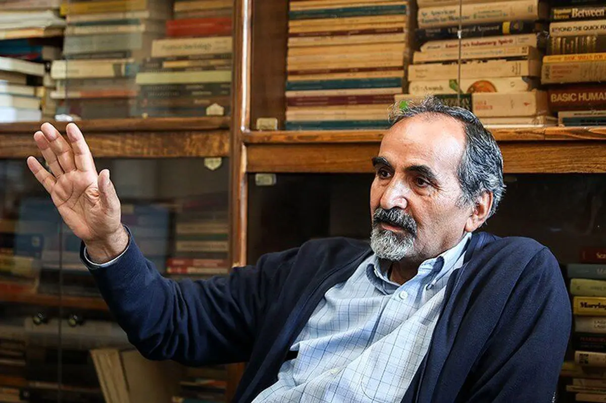 استاد دانشگاه تهران: دانشگاه‌ها در دست یک مشت آدم نادان است؛ فاتحه علم در ایران را بخوانید