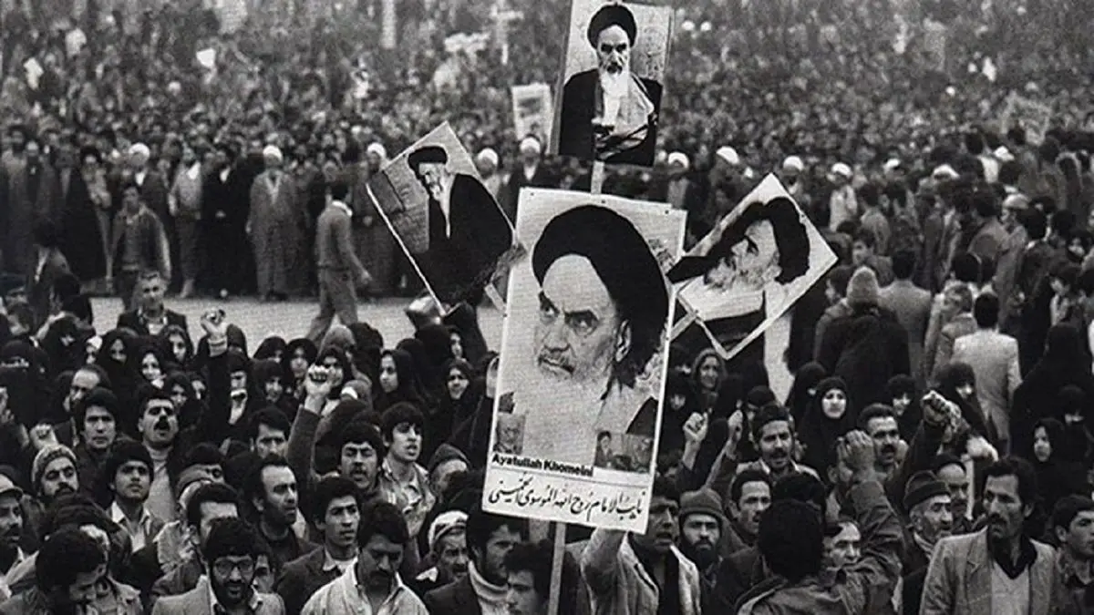 اینفوگرافی| نگاهی به نگرش مردم هنگام وقوع انقلاب اسلامی