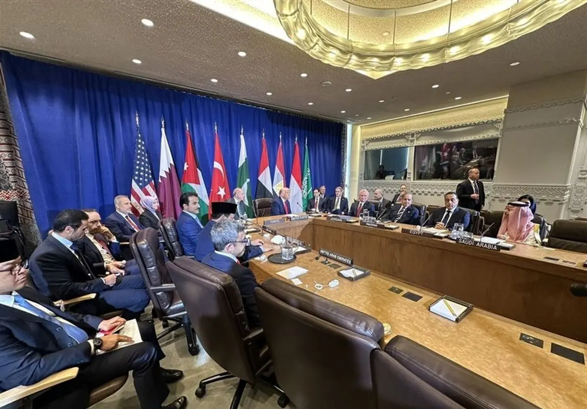 نشست مشترک ترامپ با رهبران ۹ کشور عربی و اسلامی در مورد جنگ غزه