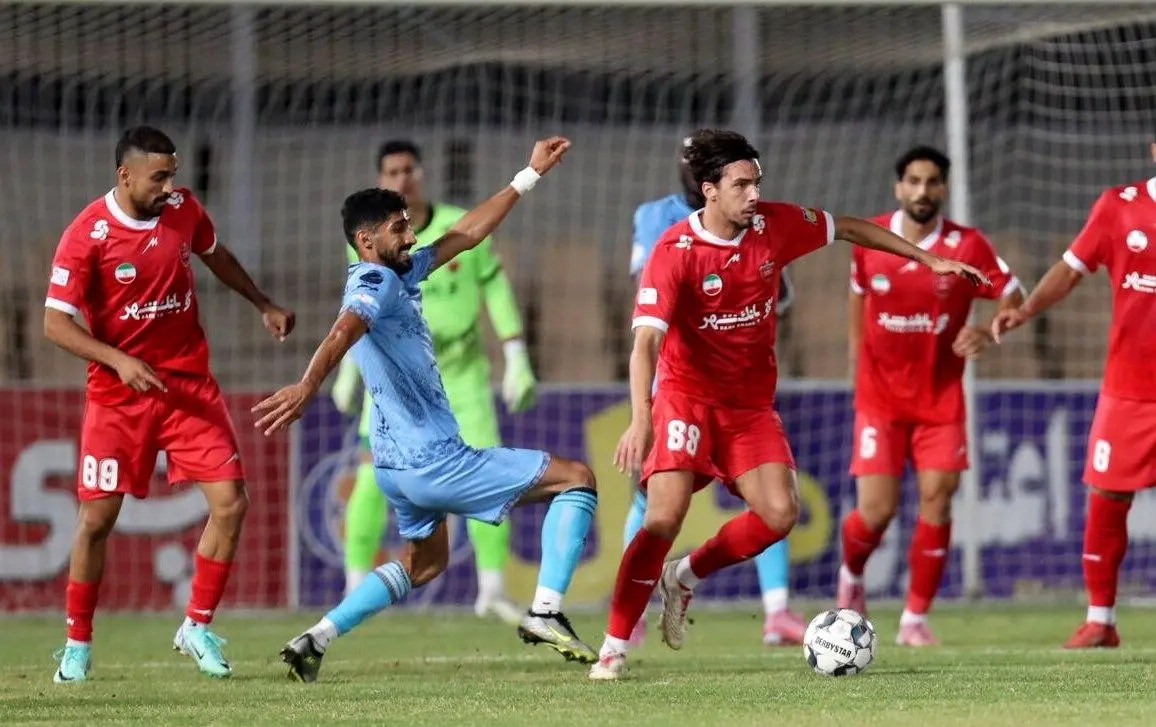 رضا جباری: هاشمیان خودش تصمیم آخر را بگیرد/ هواداران علیه وحید شعار ندهند چون به نفع مدیریت است!