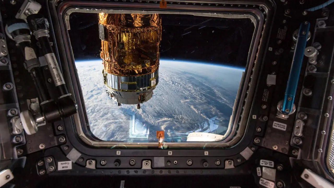 عکس روز ناسا، تحویل بار ژاپنی