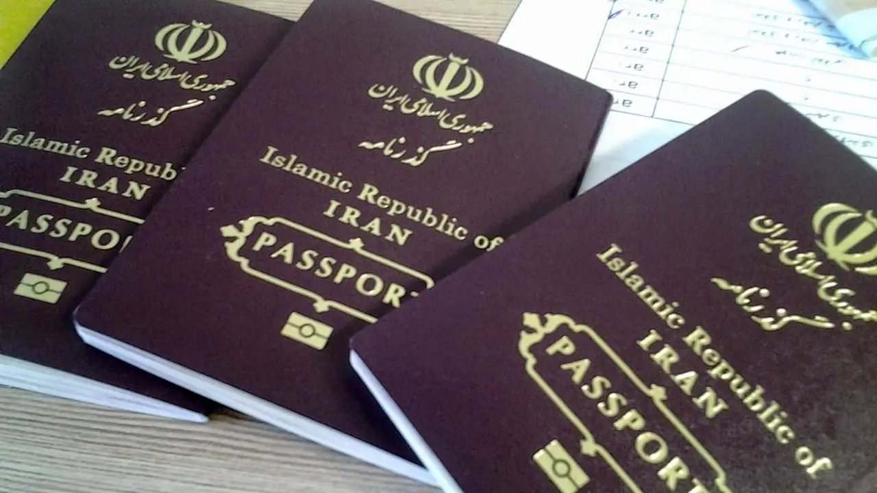 کاهش زمان چاپ گذرنامه از یک هفته به سه روز/ 50 نفر از زائران در مرز مهران دارای ویزای جعلی بودند