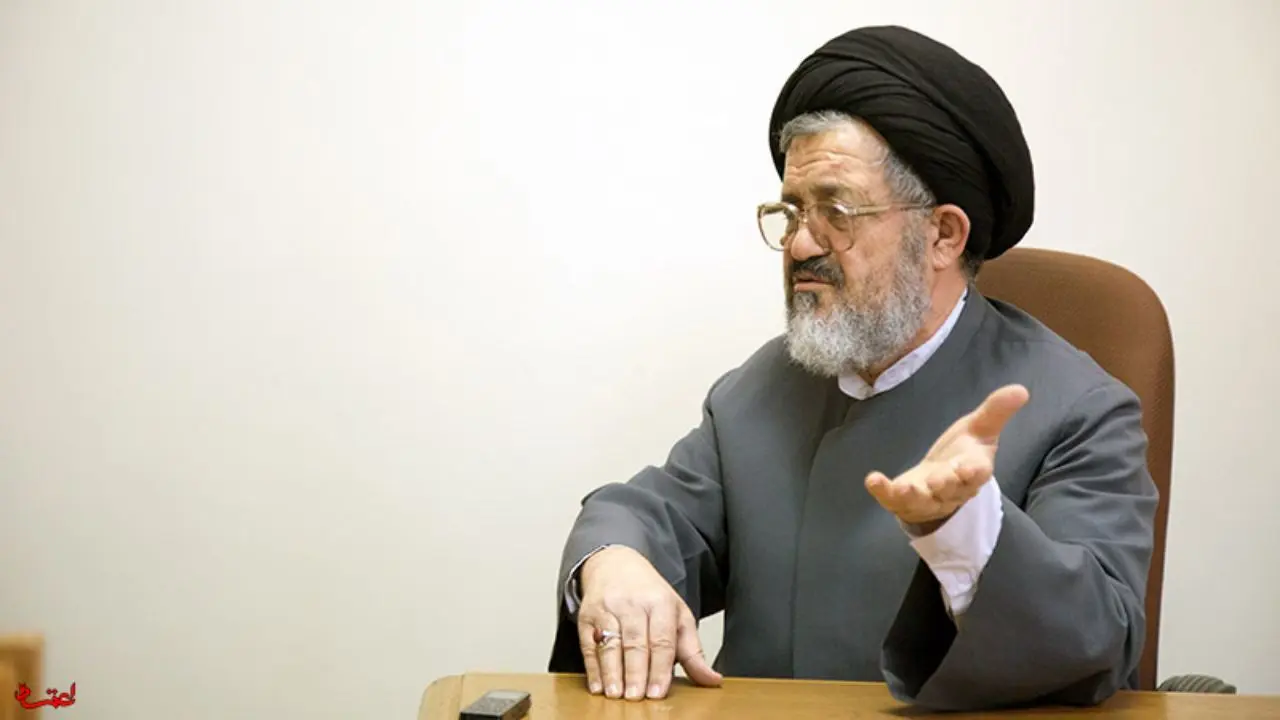 حرف‌های انحرافی درباره روحانی برای ردگم‌کردن است/ مجلس، صداوسیما و ائمه‌جمعه در این سال‌ها ناامیدی را به جامعه القاء کردند