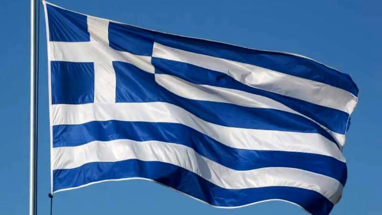 تخلیه وزارت خارجه یونان در پی کشف بسته مشکوک