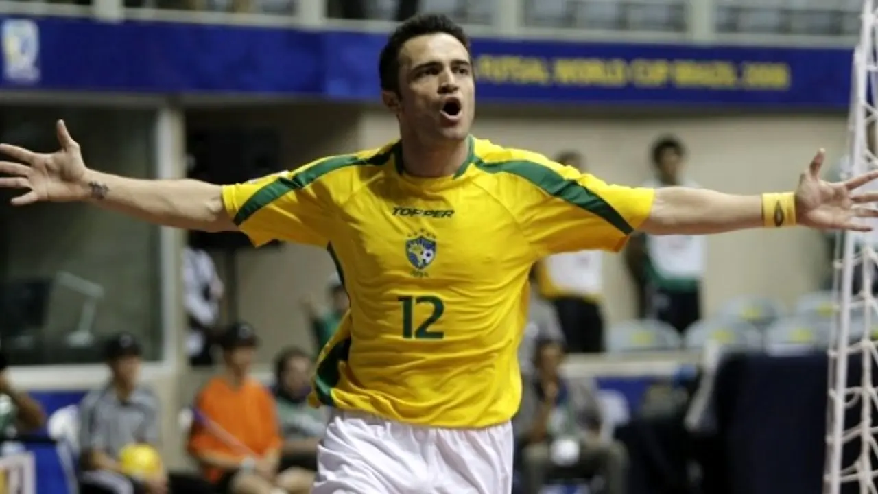 فالکائو از تیم ملی برزیل خداحافظی می‌کند