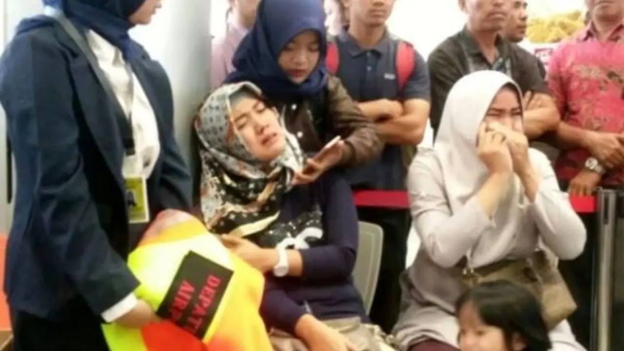 سقوط هواپیمای مسافربری اندونزی با 189 مسافر