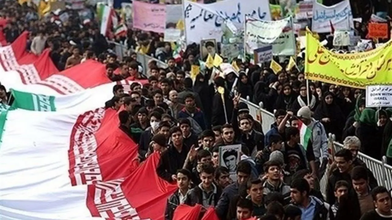 آغاز مراسم یوم‌الله 13 آبان در تهران با شعار «مرگ بر آمریکا»