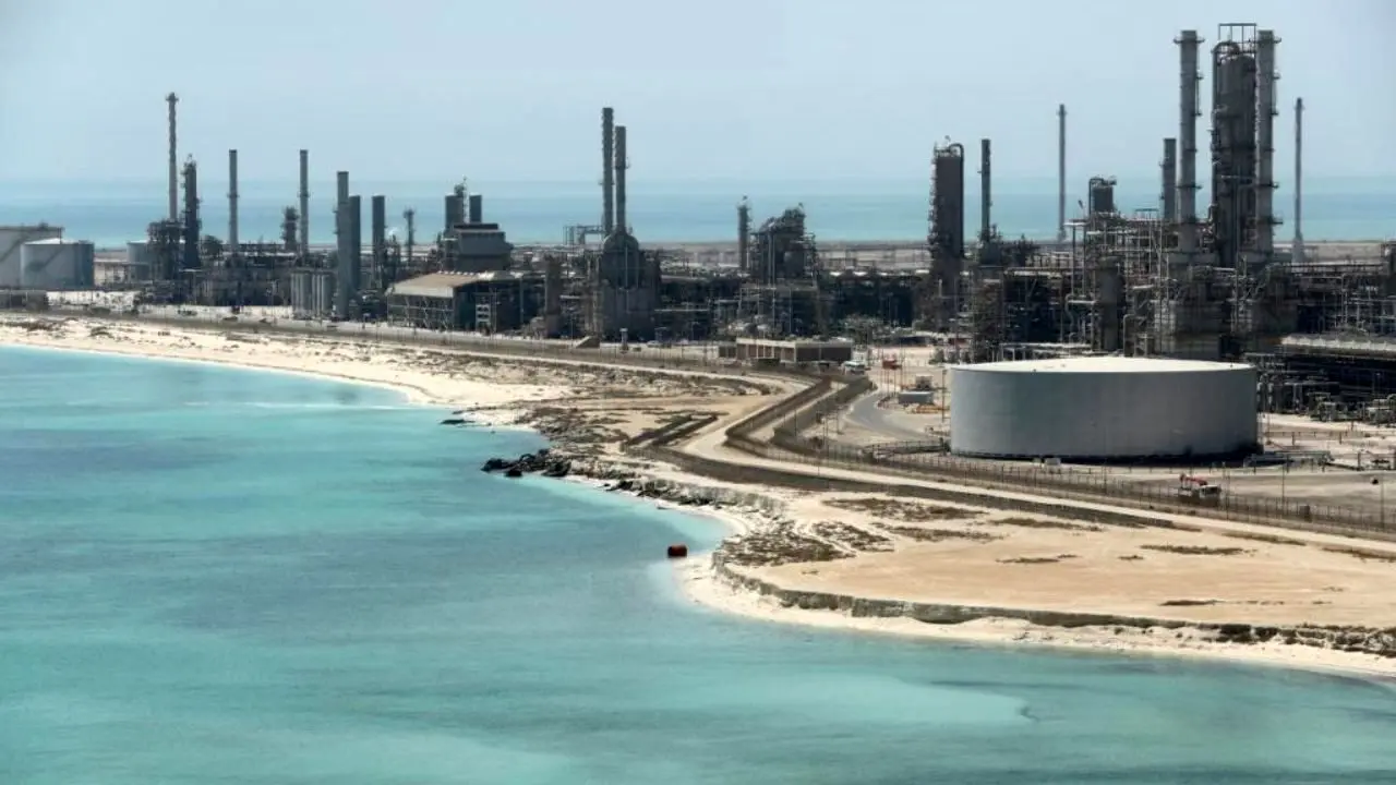 ارزش نفت خاورمیانه با ادامه صادرات نفت ایران کاهش یافت