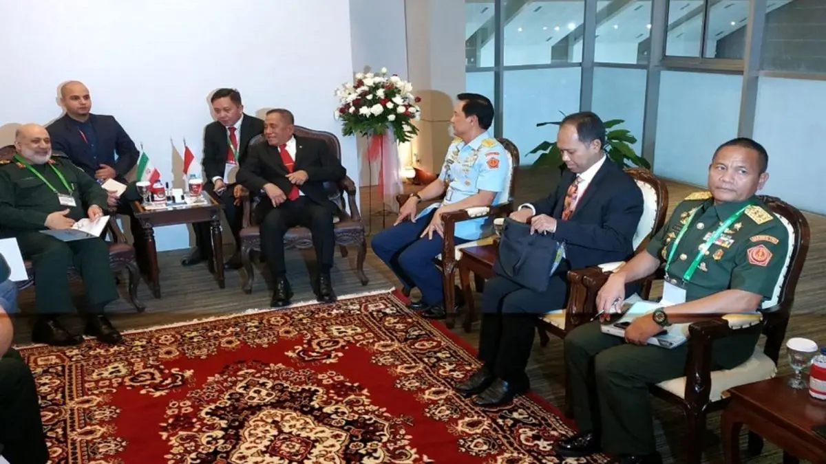 مقام‌های عالی رتبه دفاعی ایران و اندونزی دیدار کردند