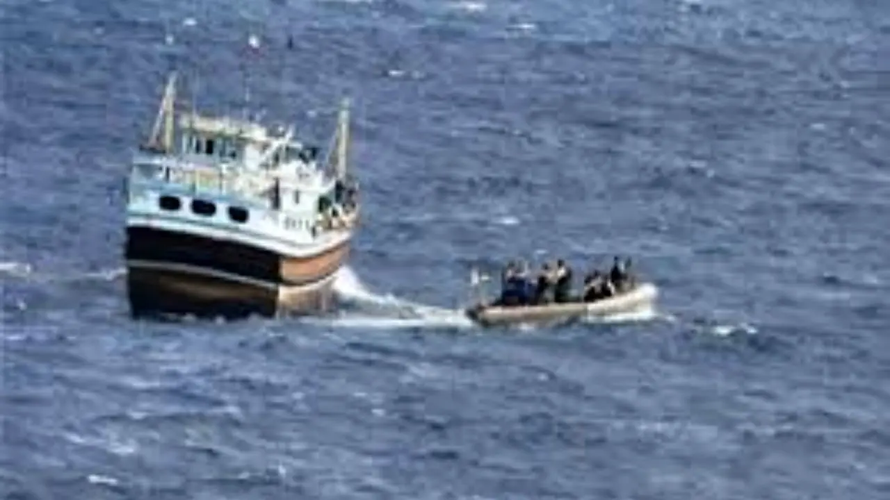 تردد شناورهای غیراستاندارد در بخش گردشگری دریایی ممنوع شد