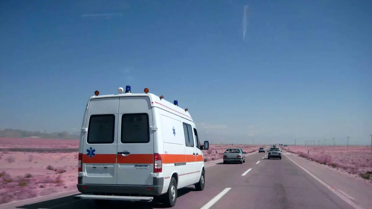 فوت 9 نفر از زائران اربعین در حادثه برخورد اتوبوس با دو دستگاه ون
