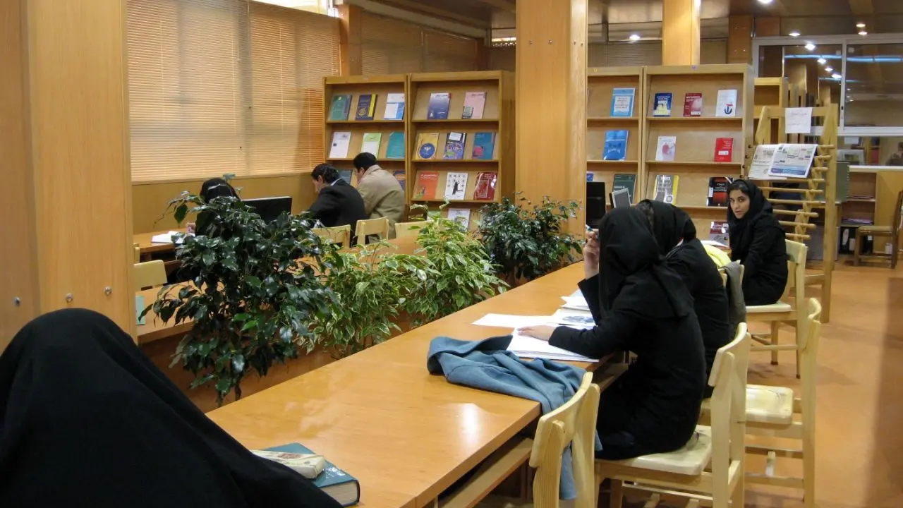 ثبت نام در کتابخانه‌های کرمانشاه به مناسبت «روز کتابخوانی» رایگان است
