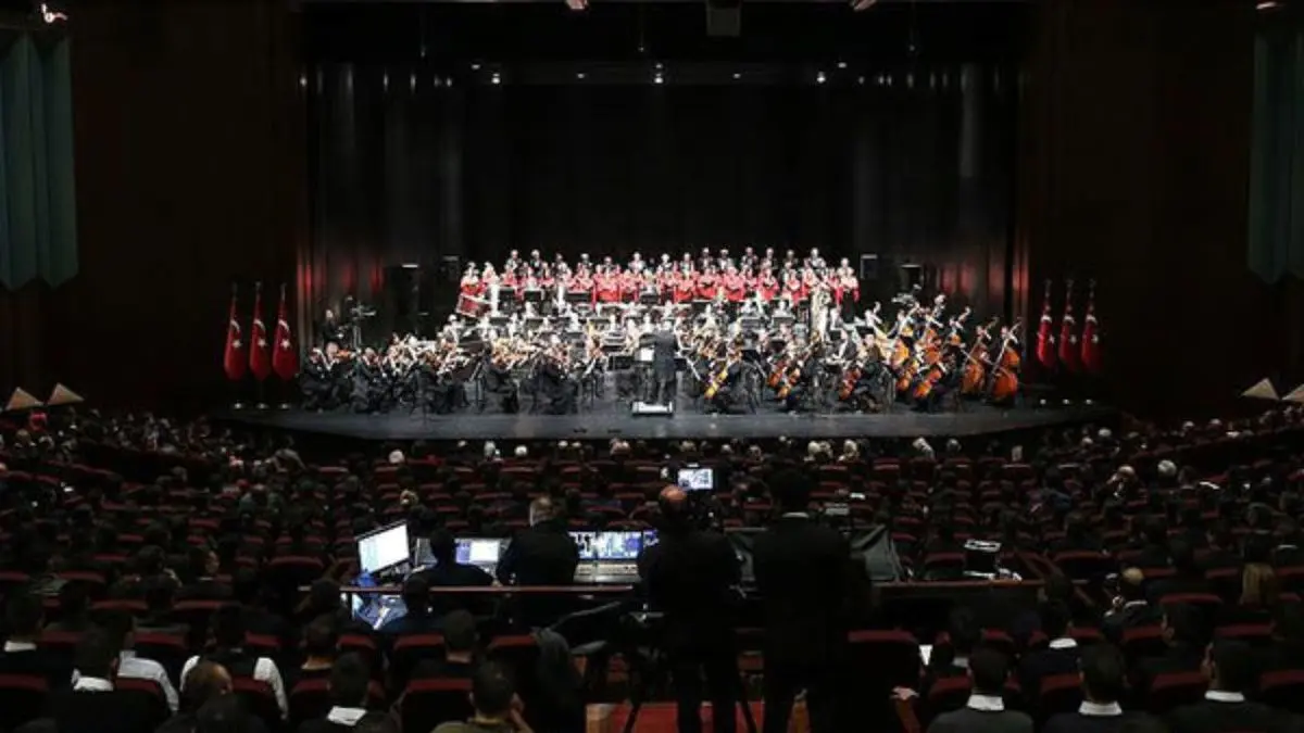 رهبران ارکستر دنیا در ترکیه روی صحنه می روند