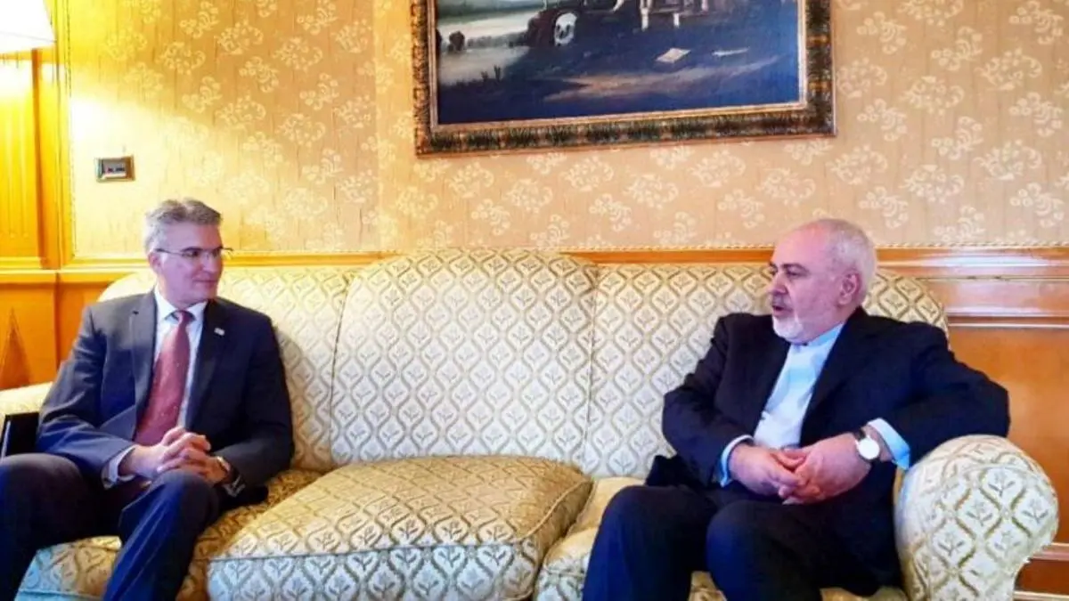 وزیر امور خارجه مالت با ظریف دیدار و گفت‌وگو کرد