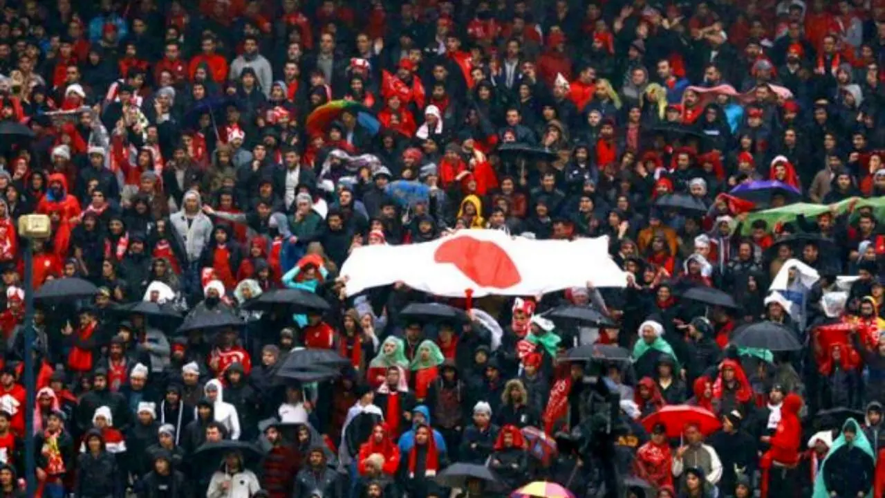 اهتزاز پرچم ژاپن در بنیان دیزل