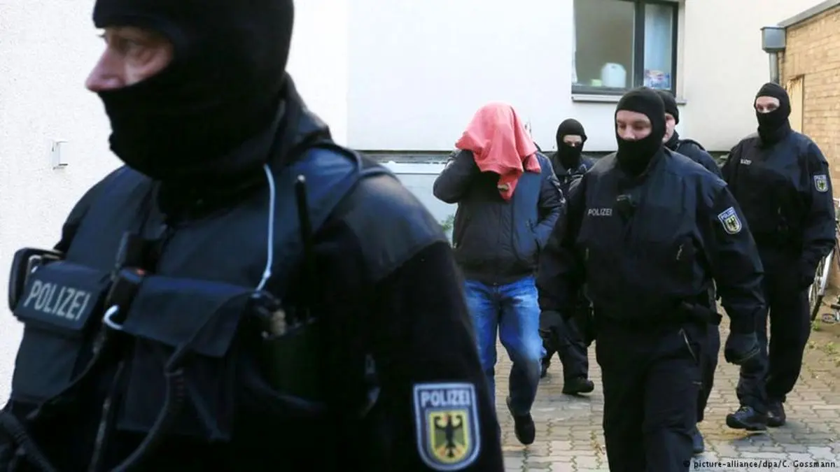 حمله پلیس فدرال آلمان به «دویچه بانک»