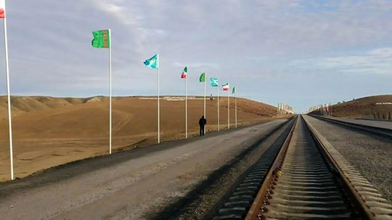 پخش ویژه برنامه افتتاح راه آهن ارومیه از شبکه یک