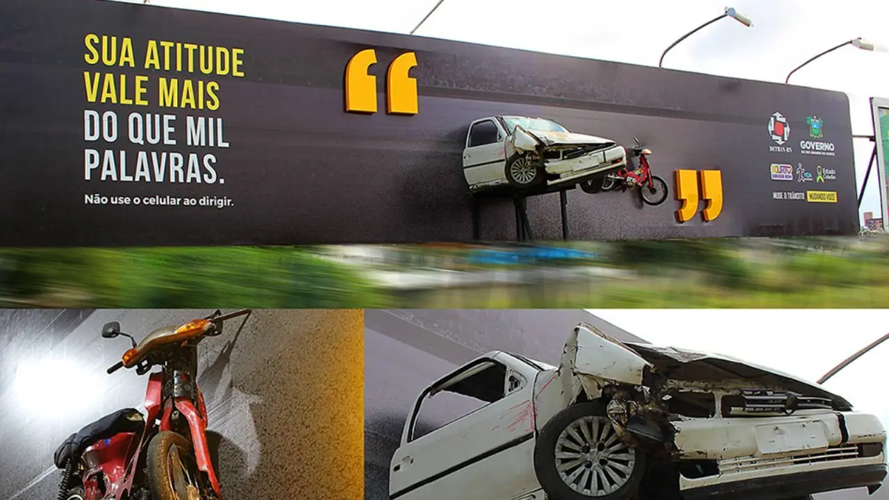 تبلیغات خلاقانه| هنگام رانندگی حواس‌تان به خودتان باشد نه کلمات