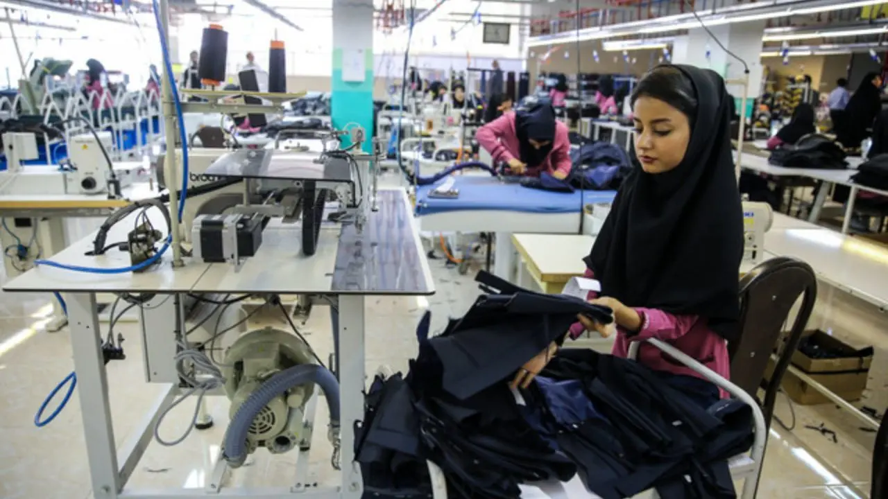 مشکلات داخلی بیش از تحریم ها به صنعت پوشاک ضربه زده است