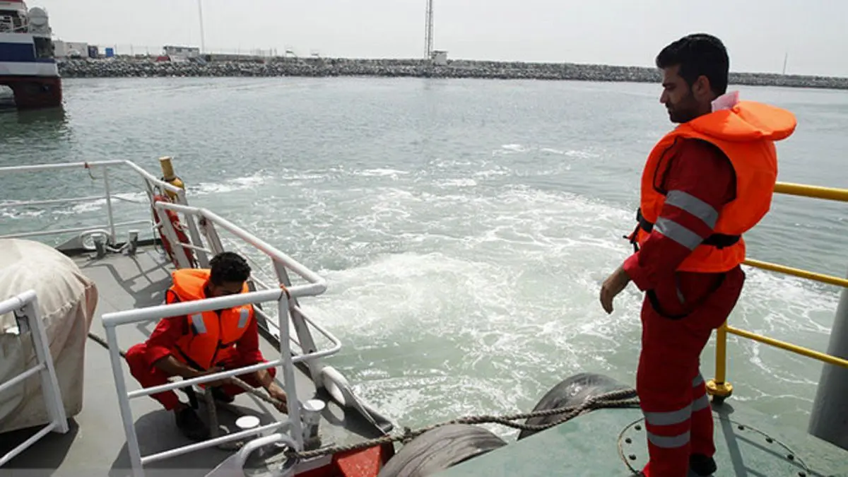 6 سرنشین قایق صیادی از خطر غرق شدن نجات یافتند