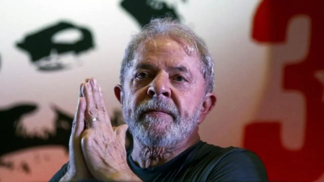 دادگاه عالی برزیل صدور رأی آزادی داسیلوا را به تعویق انداخت