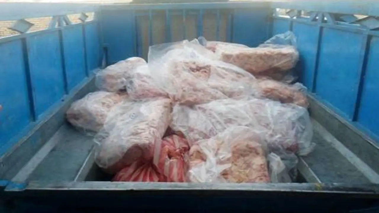 کشف بیش از 2 تن گوشت مرغ غیربهداشتی در ملارد