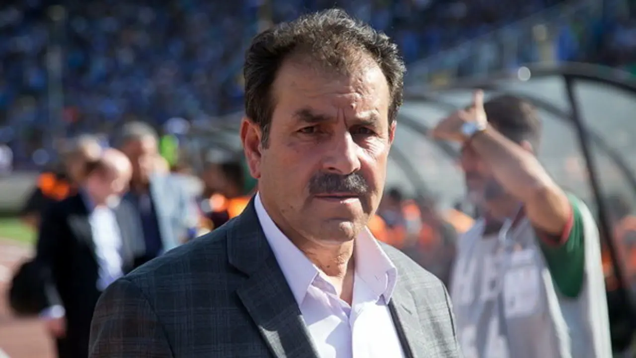 رئیس کمیته داوران از هواداران فوتبال ایران عذرخواهی کرد