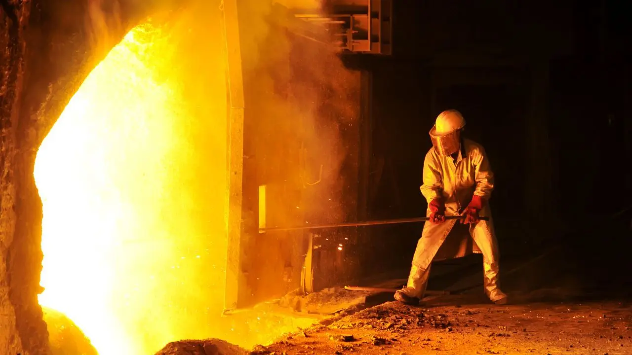 بازگشت کارگران به فولاد اهواز با تامین مواد اولیه