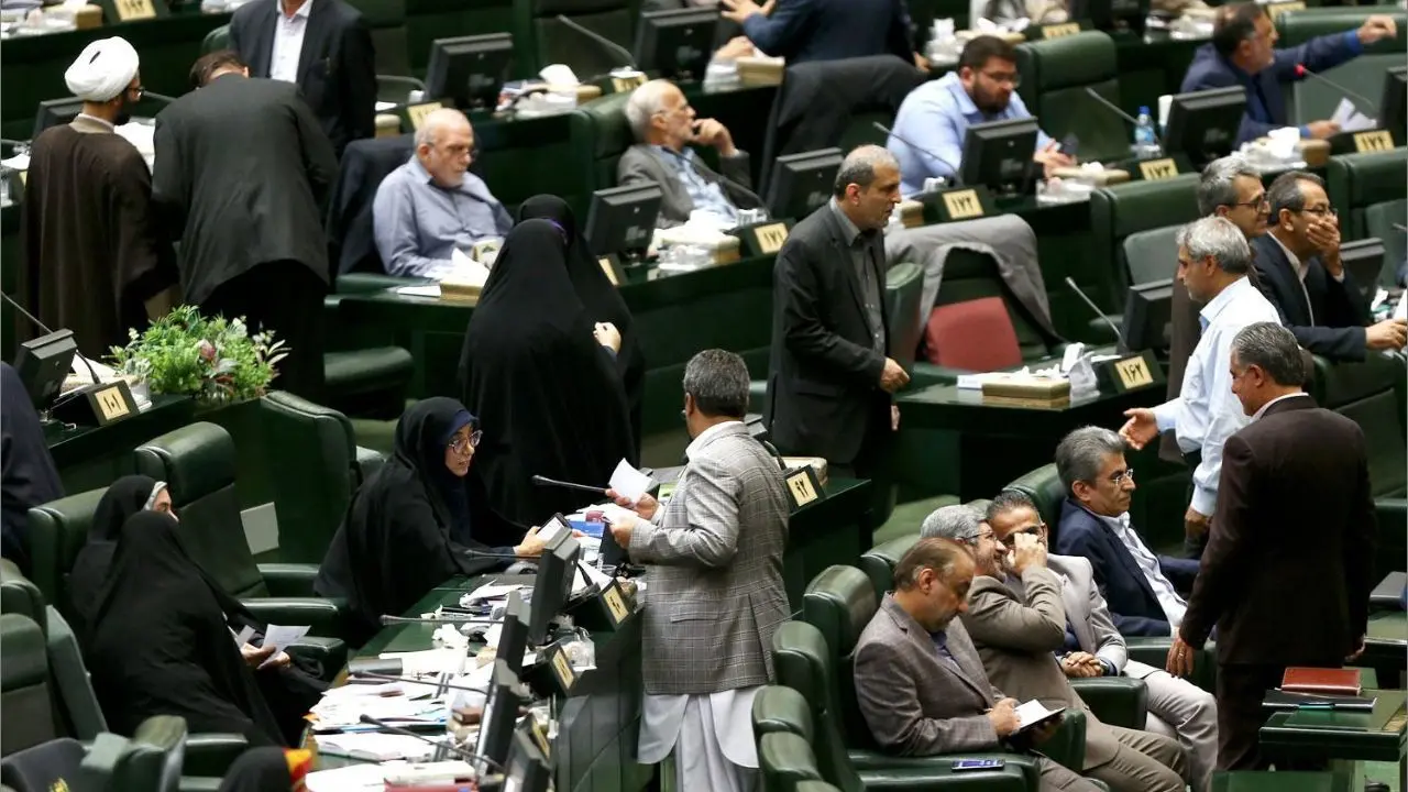 طرح مربوط به مقابله با اهانت به ادیان و اقوام ایرانی با فوریت بررسی می‌شود